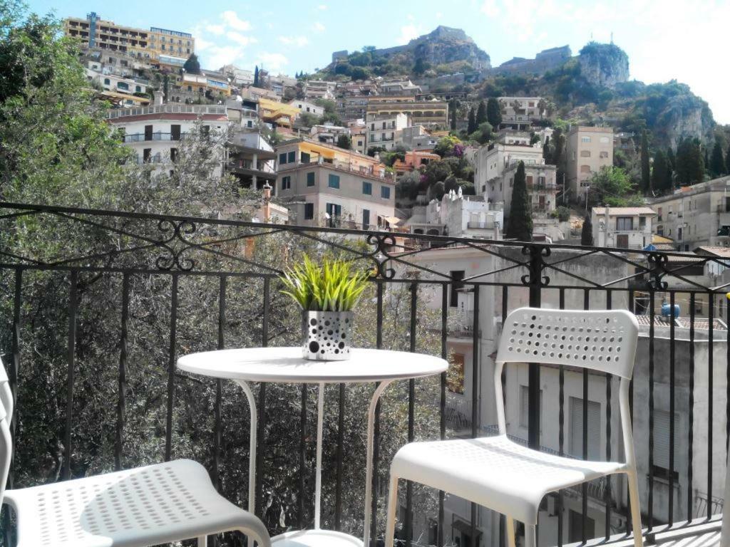 Taormina Castle And Sea View Διαμέρισμα Εξωτερικό φωτογραφία